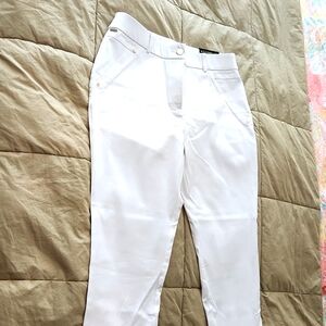 Chicos so slimming ankle pants brand new